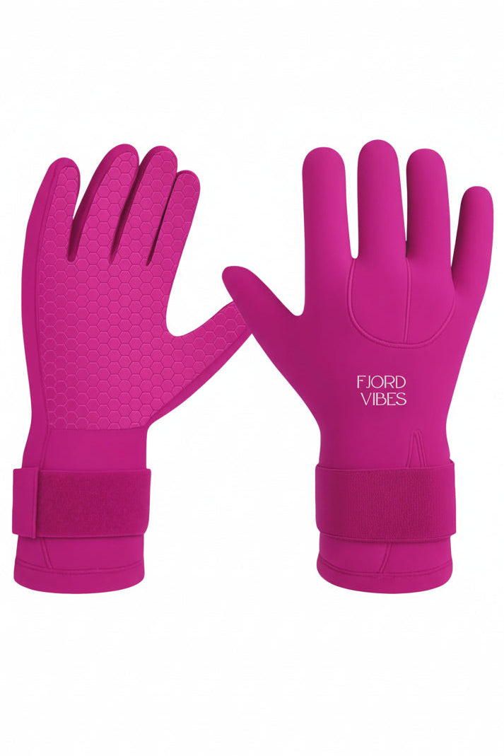 Lys rosa neoprenhansker 5mm fra Fjord Vibes DoUdare Ghostphoto