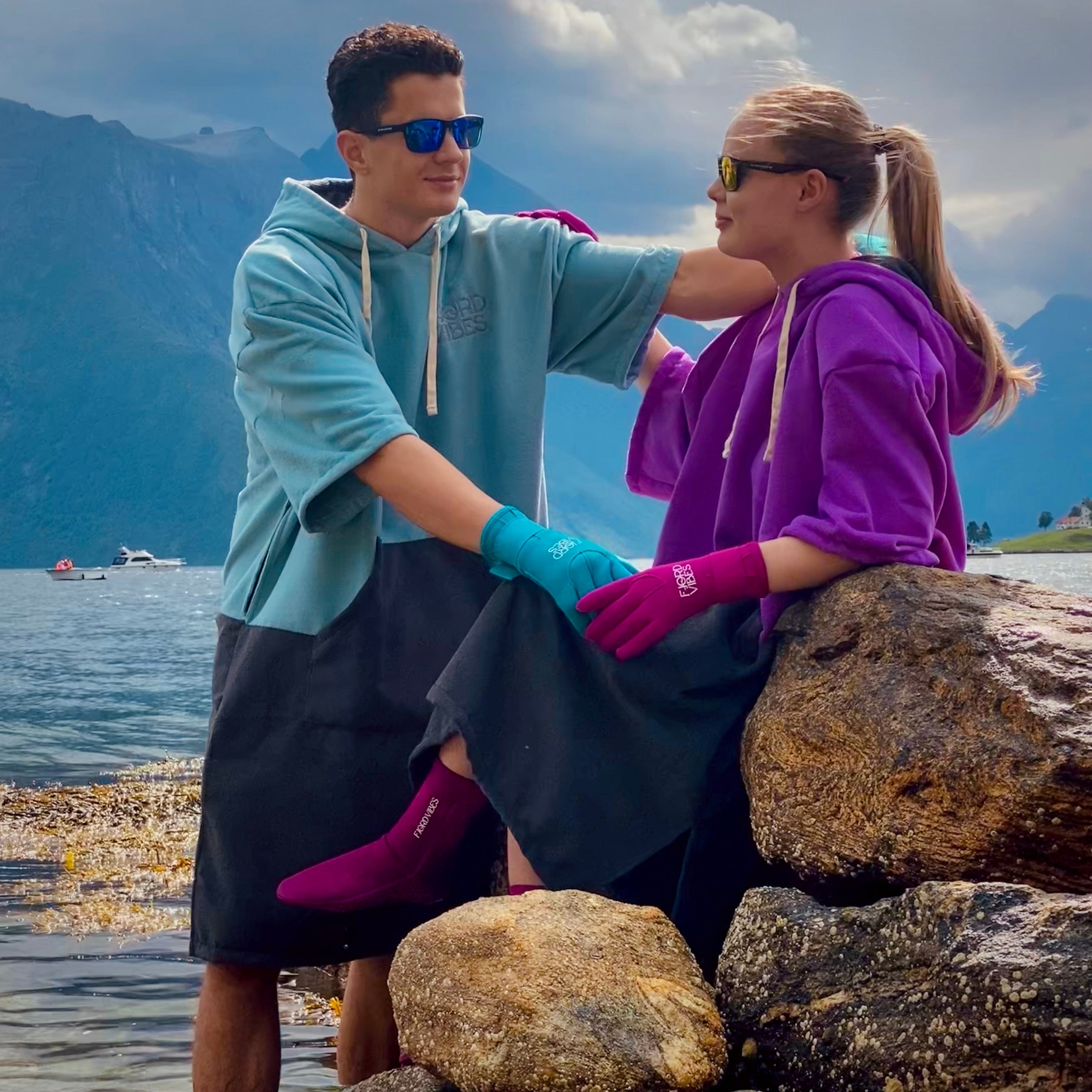 Poncho til isbading Salty but Sweet™ FjordRobe skifteponcho i miljøvennlig microfiber, FjordVibes Lavendel - DoUdare
